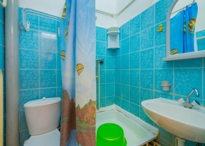 Двухместный номер без балкона в санатории Надежда в городе Ессентуки - фотография