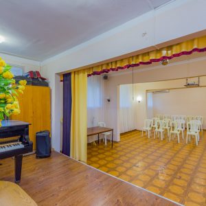 Актовый зал в санатории Надежда в городе Ессентуки - фотография