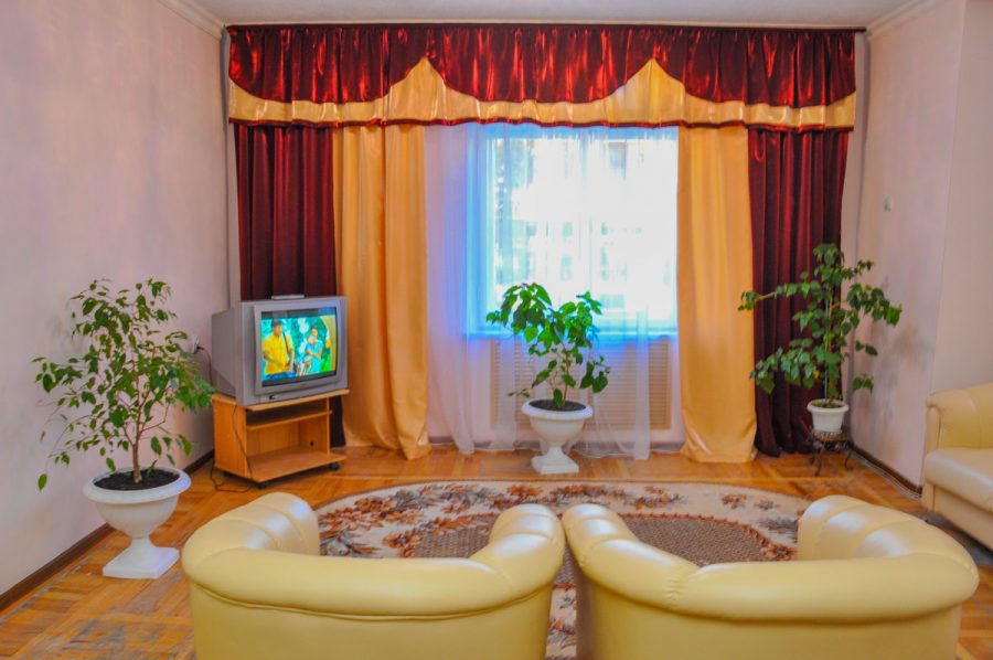 Холл в санатории Надежда в городе Ессентуки - фотография