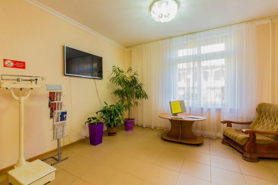 Холл в санатории Надежда в городе Ессентуки - фотография