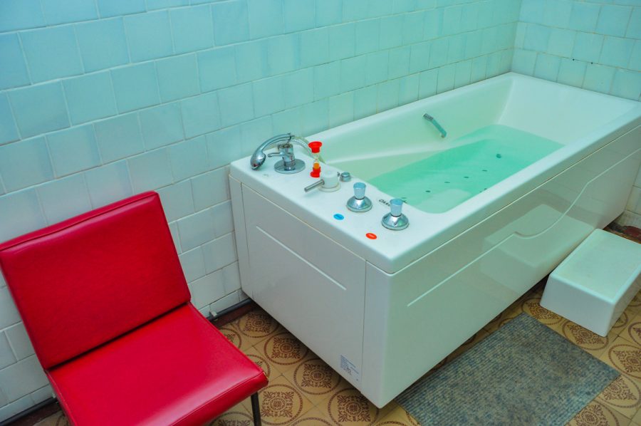 Лечебная минеральная ванна в санатории Надежда в городе Ессентуки - фотография