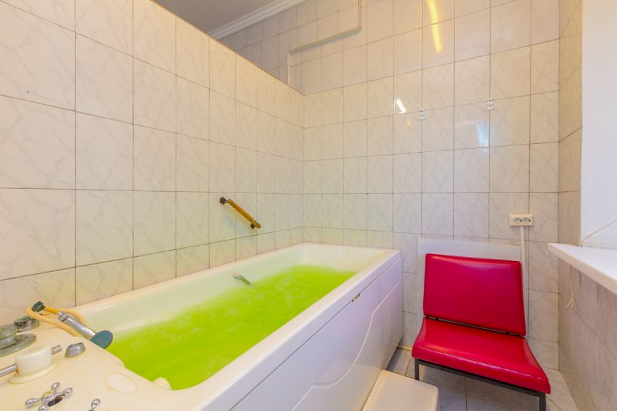 Хвойно жемчужная ванна в санатории Надежда в городе Ессентуки - фотография