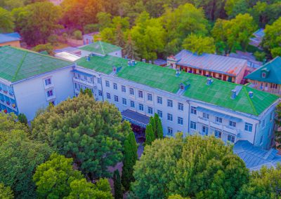 Общий вид санатория Надежда в городе Ессентуки - фотография