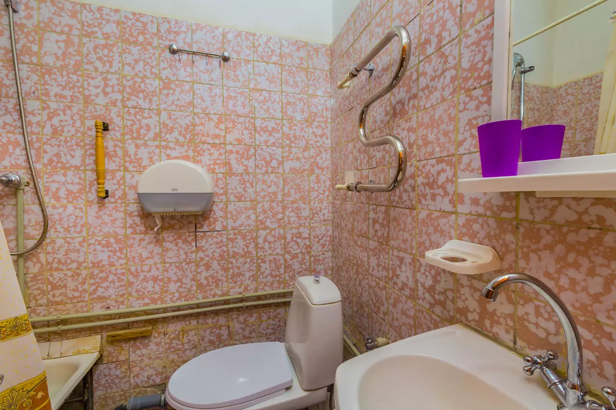 Одноместный улучшенный номер в санатории Надежда в городе Ессентуки - фотография