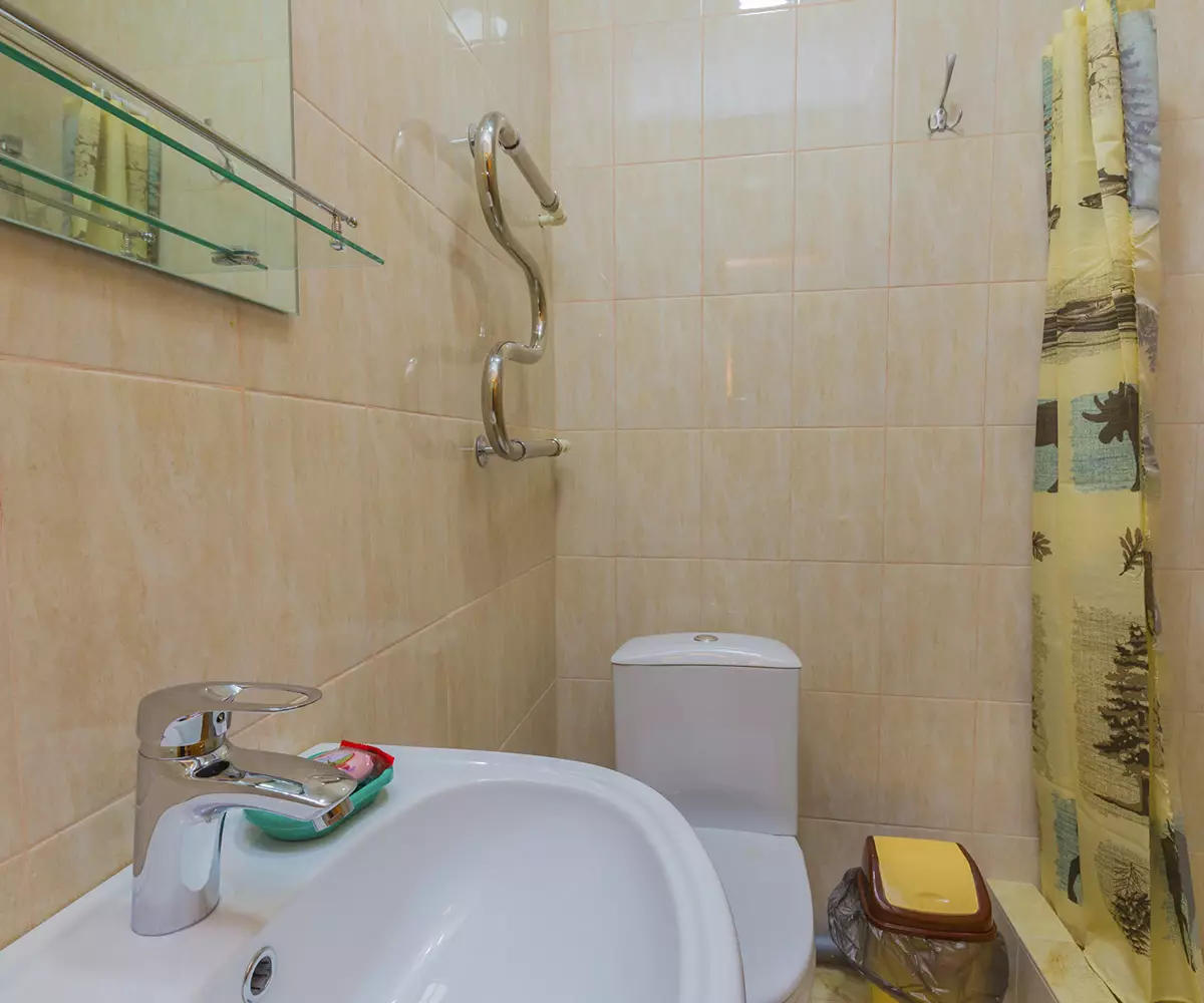 Двухместный улучшенный номер в санатории Надежда в городе Ессентуки - фотография