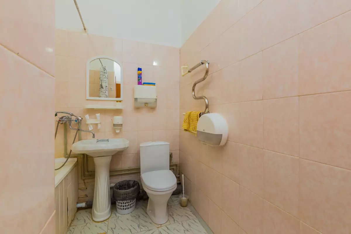 Двухкомнатный двухместный люкс в санатории Надежда в городе Ессентуки - фотография