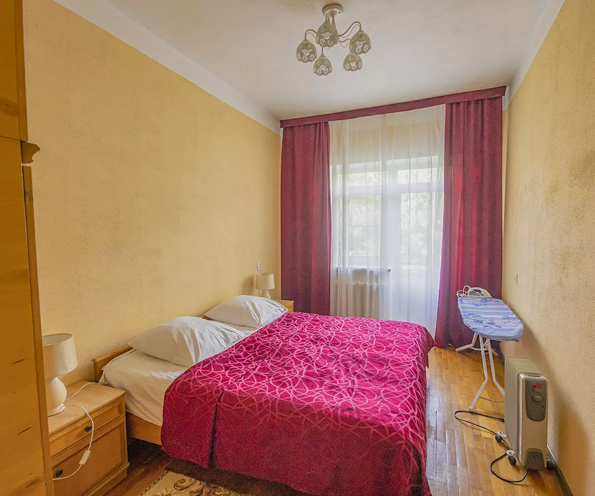 Двухкомнатный двухместный люкс в санатории Надежда в городе Ессентуки - фотография